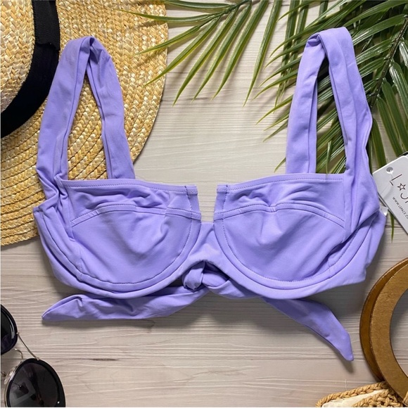 L*Space Lilac Camellia Bikini Top 👙 - Picture 2 of 10